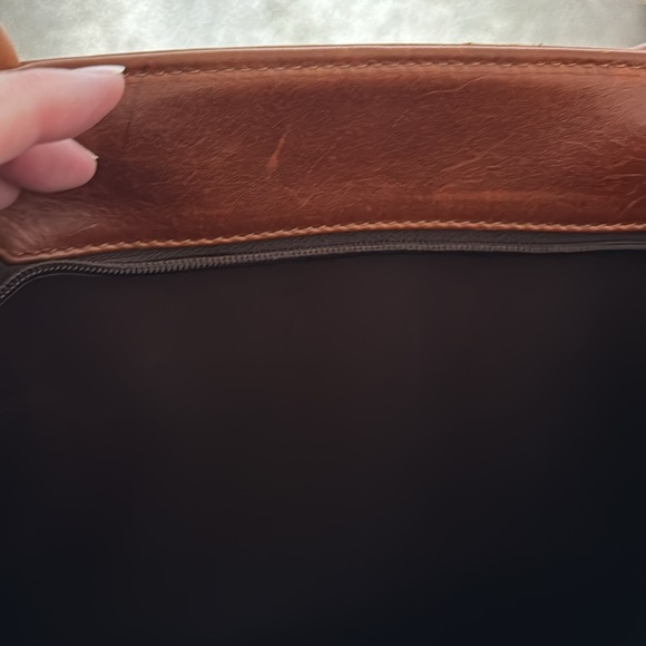 Leather tote/portfolio; never used; tan - Picture 5 of 6
